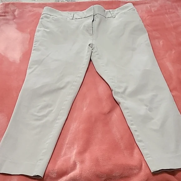 New York and Company Strech Pants - Picture 2 of 5